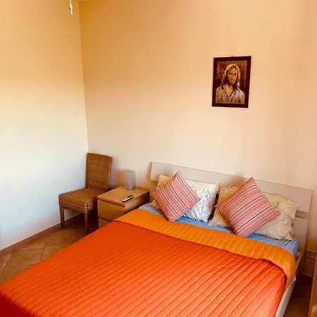Luna Villa